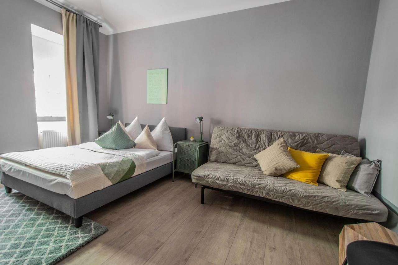 Stylish Apartments Close To Eden Garden Прага Экстерьер фото