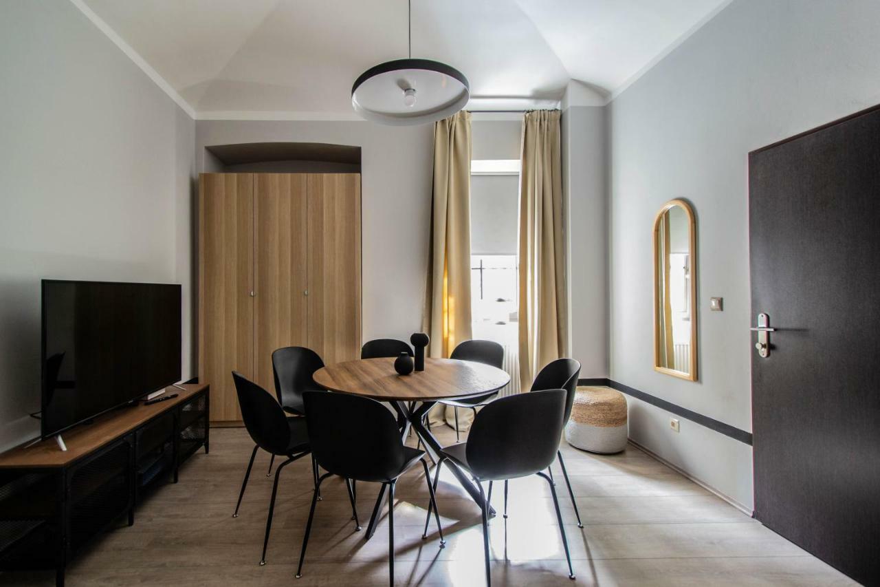 Stylish Apartments Close To Eden Garden Прага Экстерьер фото